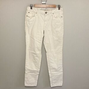 Eddie Bauer Cream Corduroy Skinny Jeans, women’s size 2, Fall pants